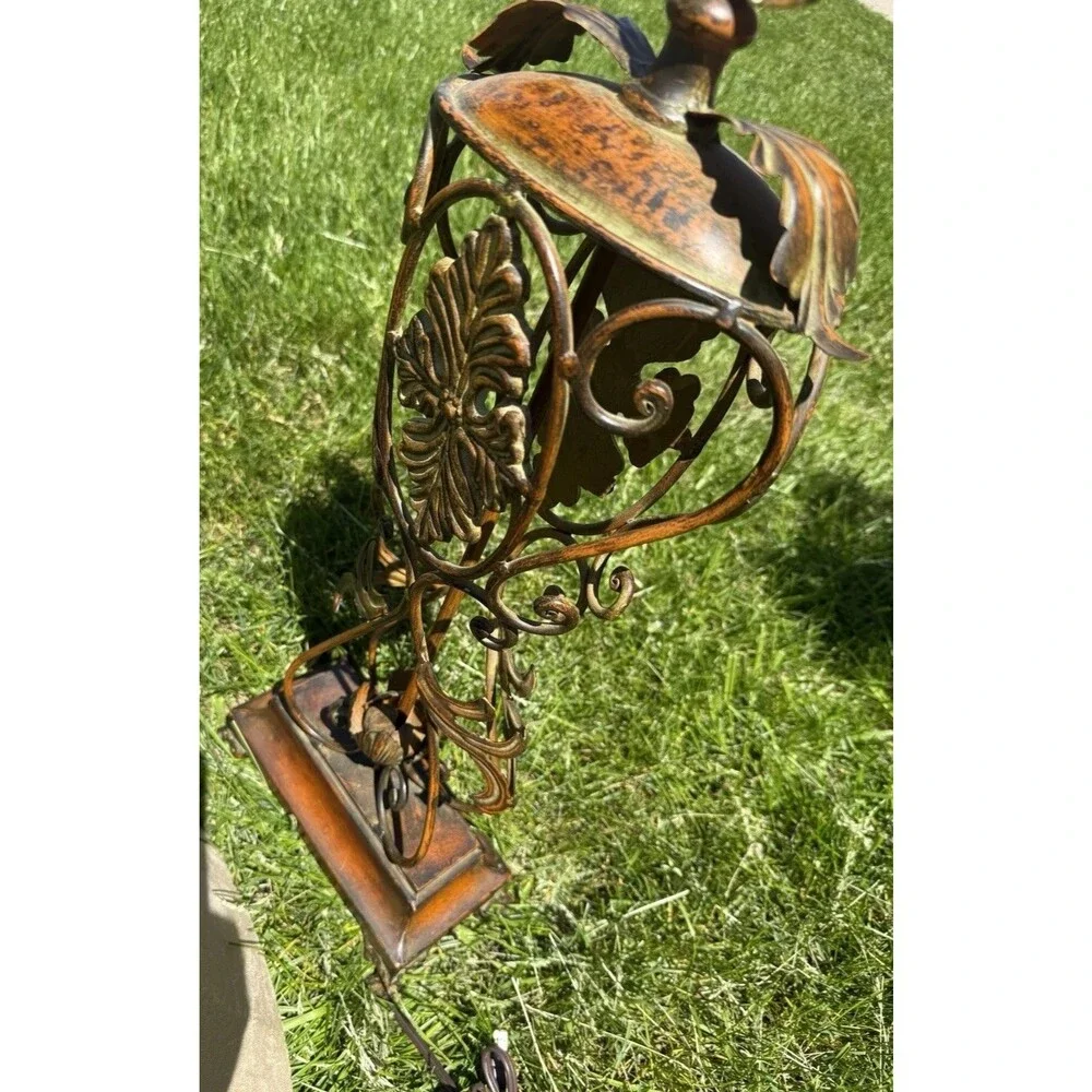 VTG 50th Traditional Table Lamb Metal Royal Base Ornate Scrollwork Bill Head 38”